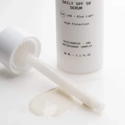 Daily SPF50 Sérum Solaire