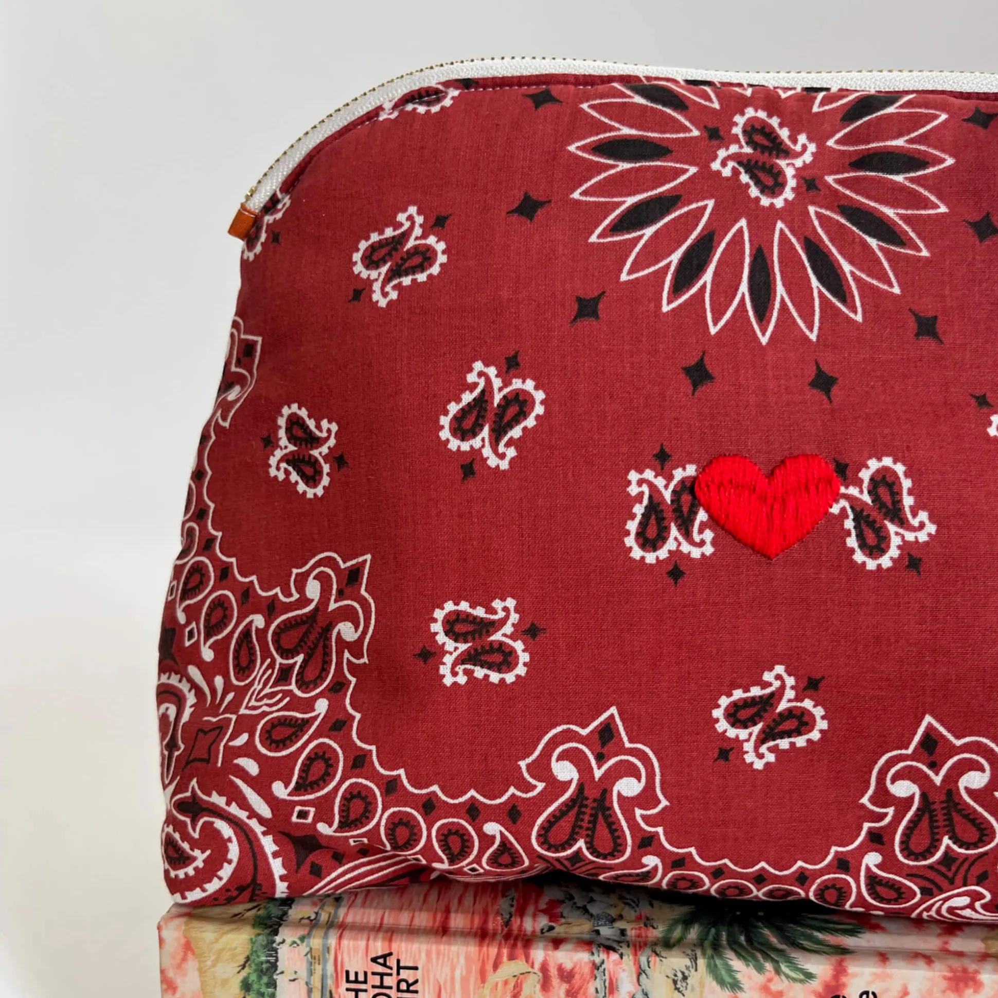 Grande Trousse de Toilette