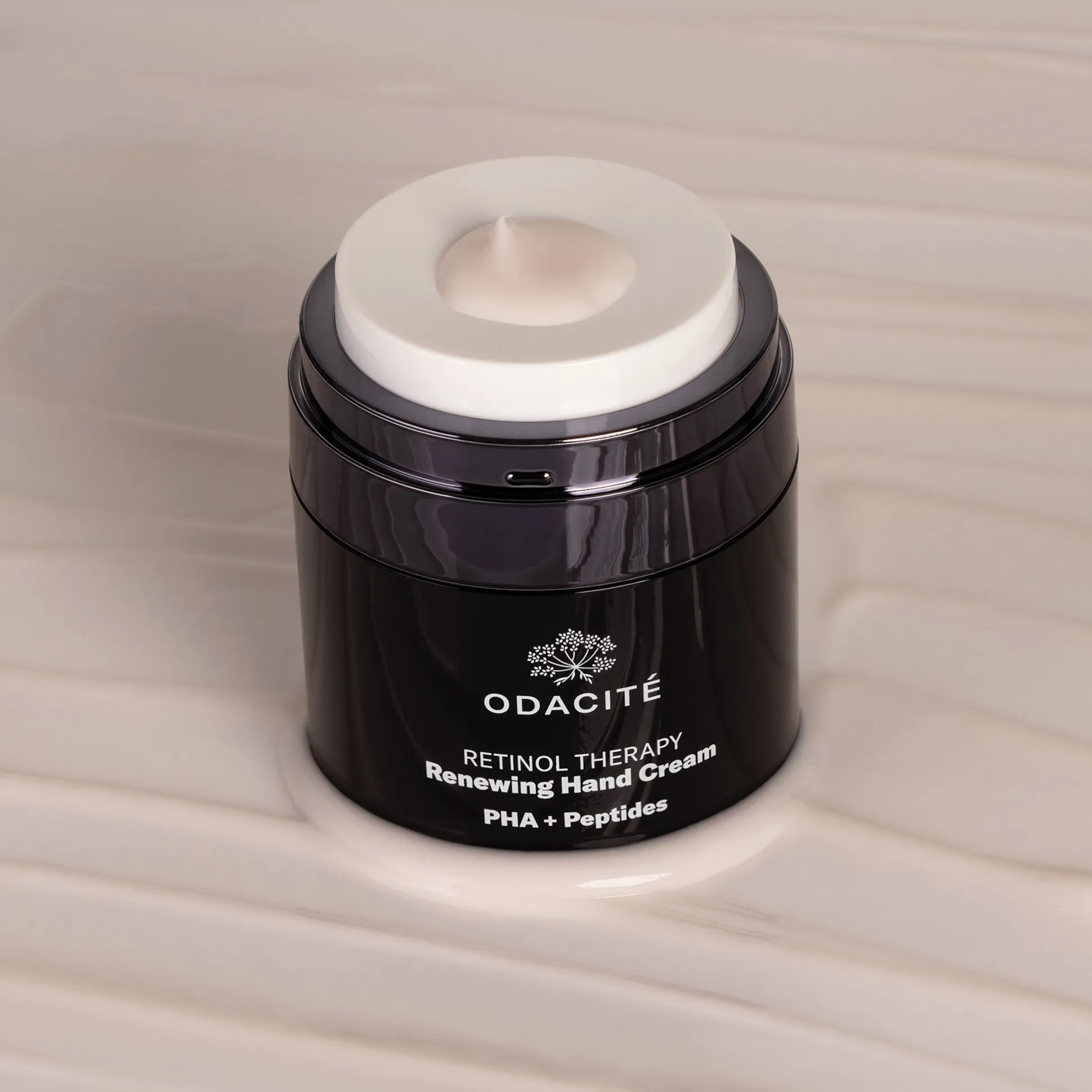 Retinol Therapy Renewing Hand Cream Crème Main Revitalisante