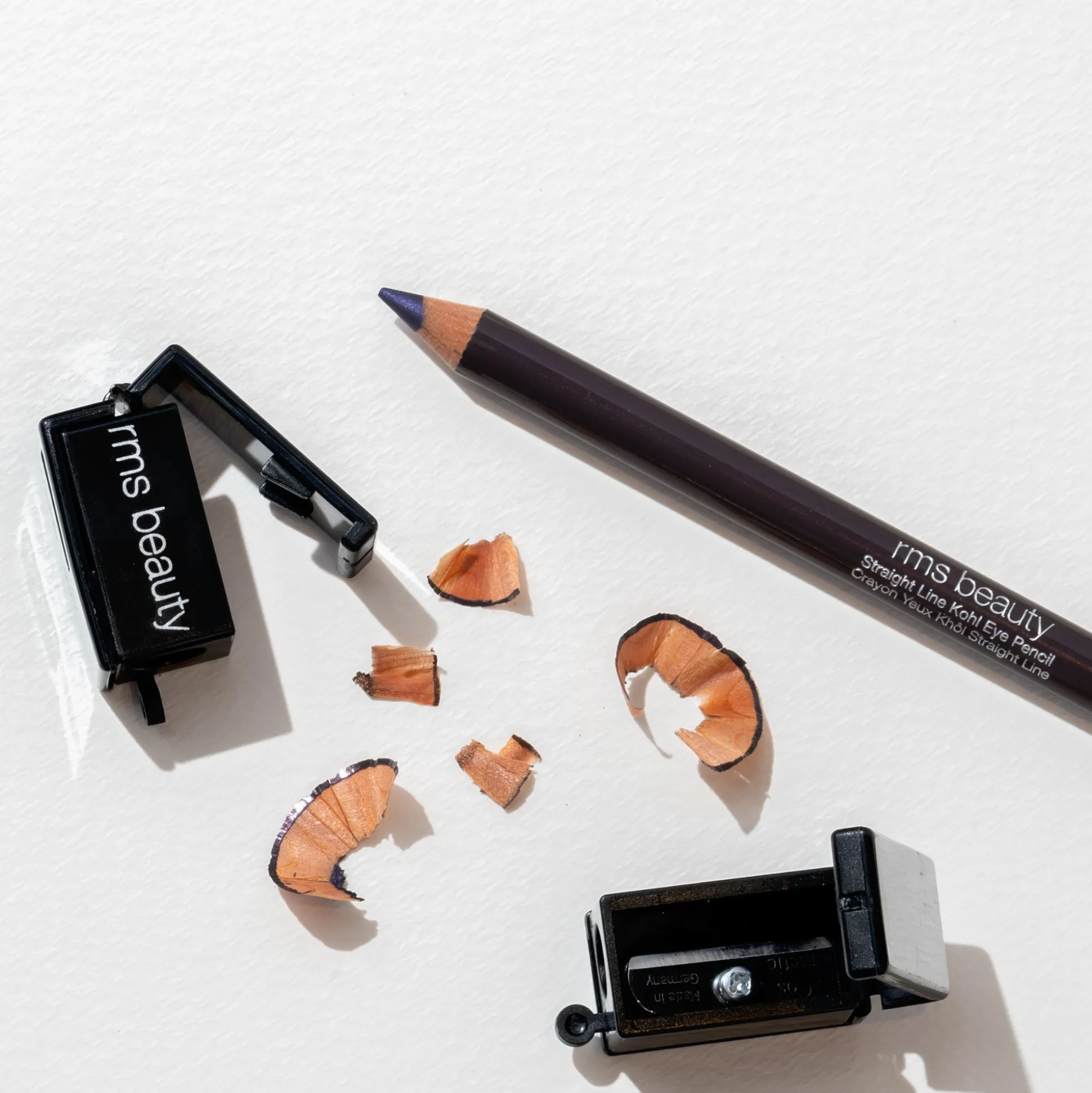Straight Line Kohl Eye Pencil Crayon Yeux